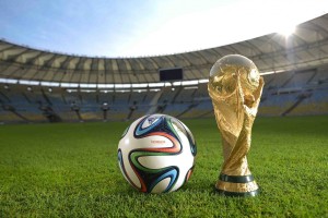 转会：皇马刚刚签下一名欧洲潜力新星，战术布局更丰富，皇马组建欧洲超级联赛